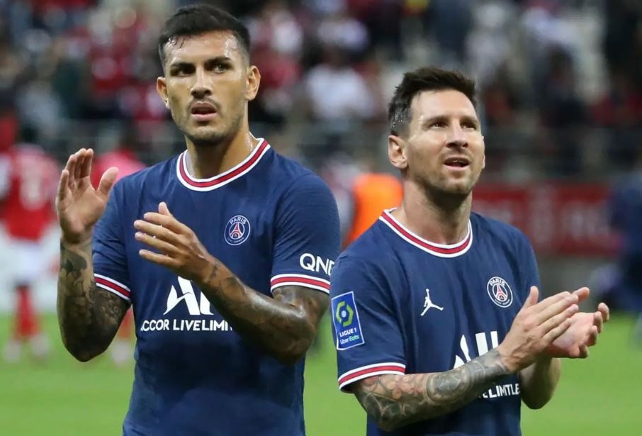 Chuyen nhuong 31/8: PSG loai bo tien ve dong huong cua Messi hinh anh