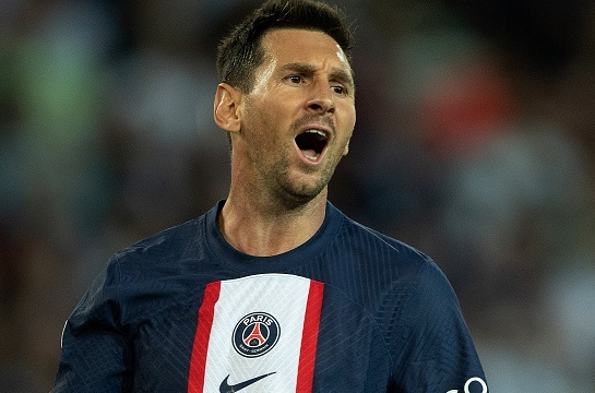 PSG bi UEFA trung phat hinh anh