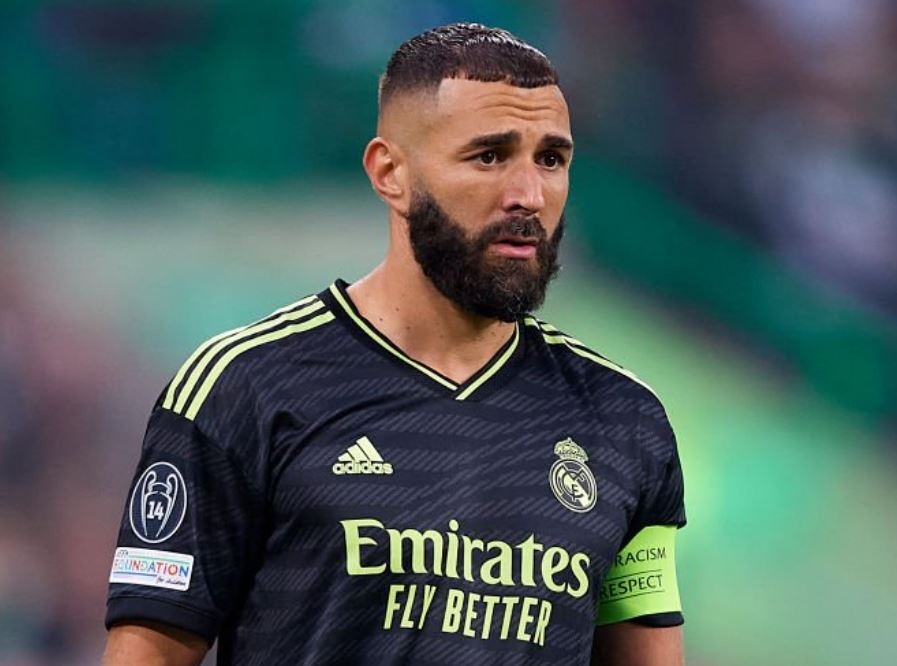 Benzema nghi thi dau vi 3 chan thuong hinh anh