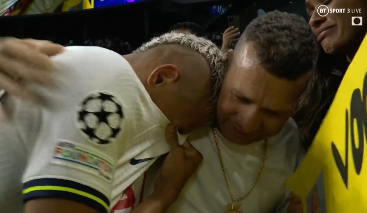 Richarlison bat khoc anh 1