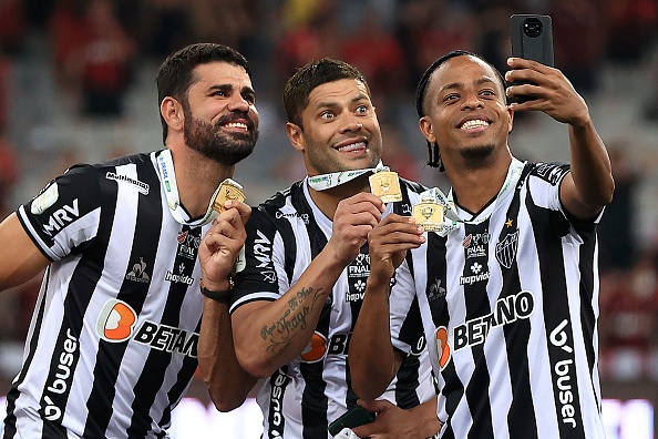 Costa tro lai Premier League anh 1