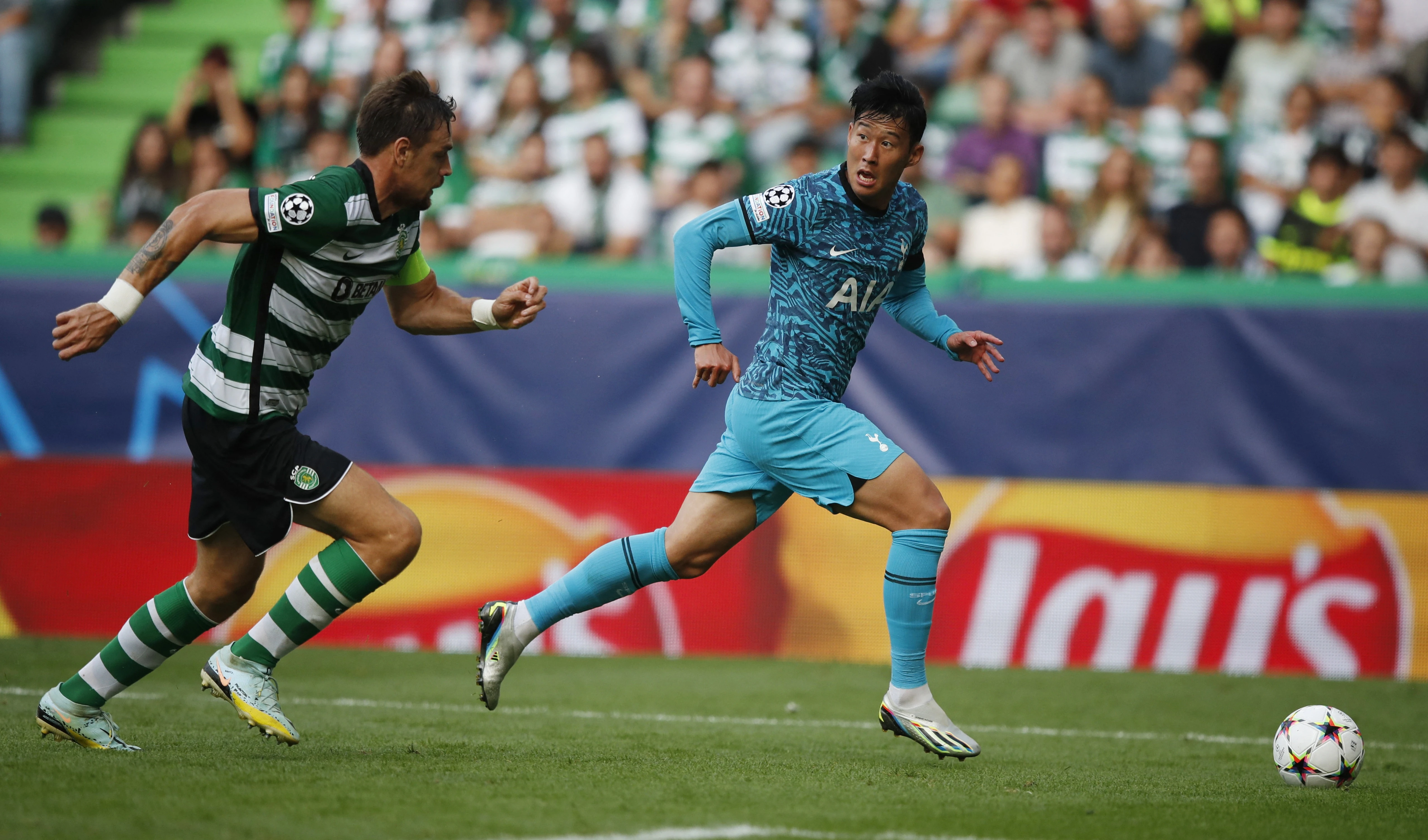 Tottenham dau Sporting anh 1