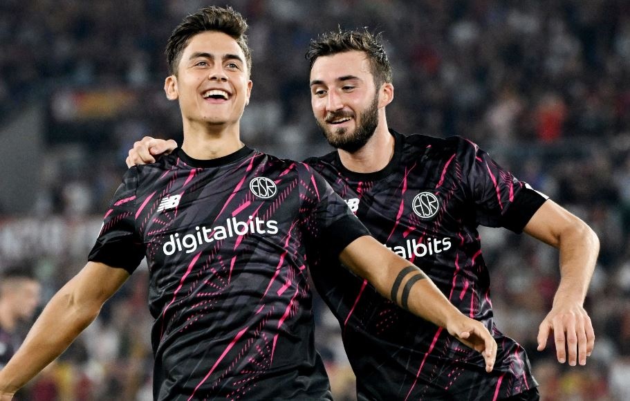 Thay tro Mourinho thang dam o Europa League hinh anh