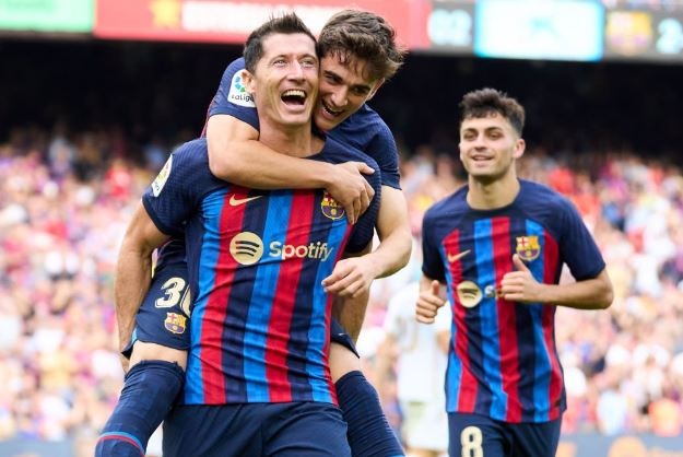 Barca trut gian len doi bet bang La Liga hinh anh