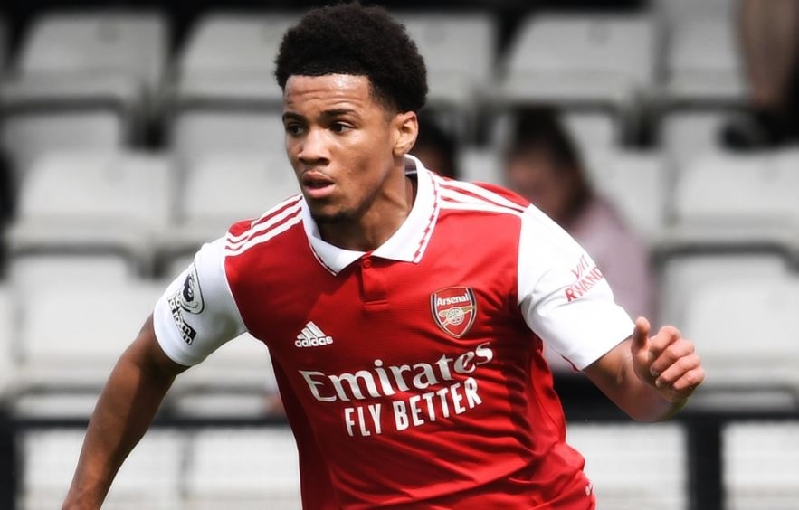 Dan sao U16 ra mat tai Premier League hinh anh