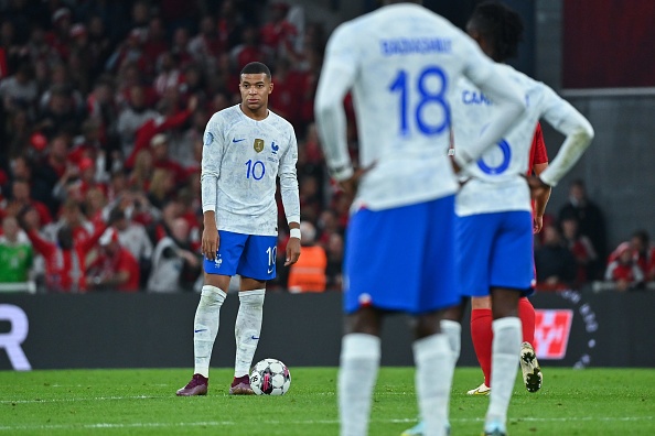 Phap thua Dan Mach anh 2