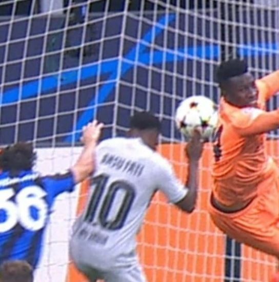 Barca thua Inter anh 1