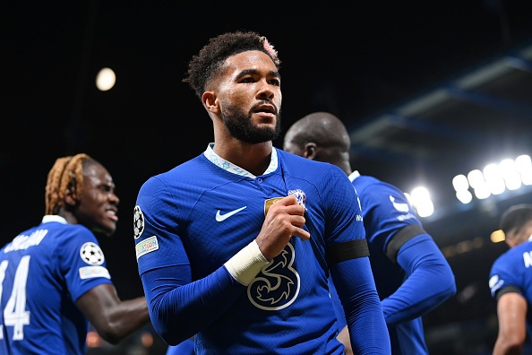 Chelsea thang Milan 3-0 hinh anh