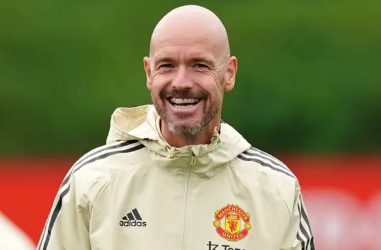 HLV Ten Hag ngo ngang khi cau thu MU khong hieu lich su CLB hinh anh