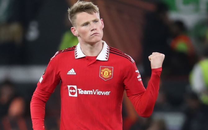 McTominay tai lap thong ke sau 23 nam tai dau truong chau Au hinh anh