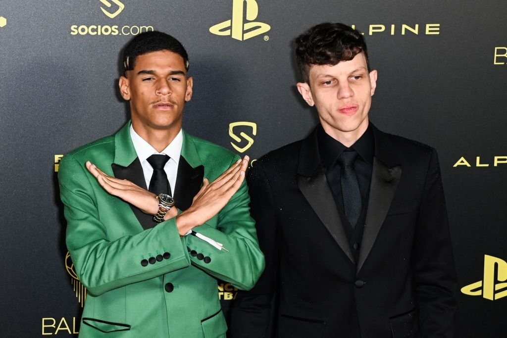 Khach VIP Qua bong vang anh 5