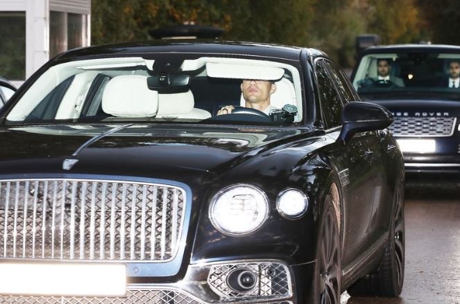 Ronaldo den tap cung doi U21 Man United hinh anh