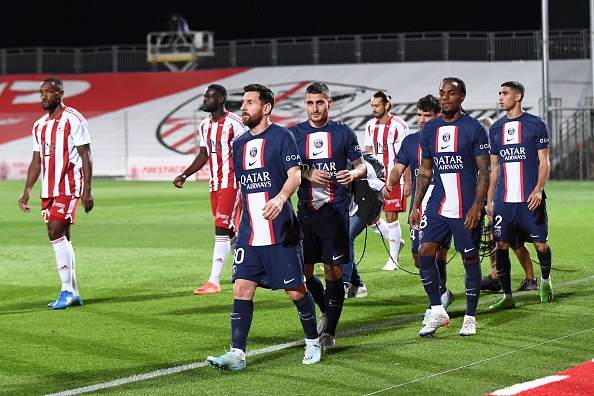 Messi duoc ho tong anh 7