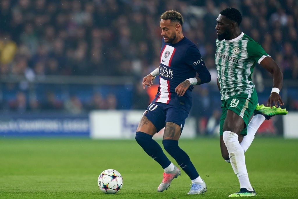 Neymar noi gian anh 4