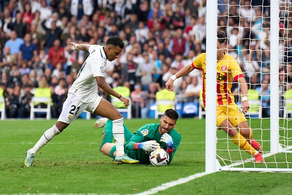 Real hoa Girona anh 1