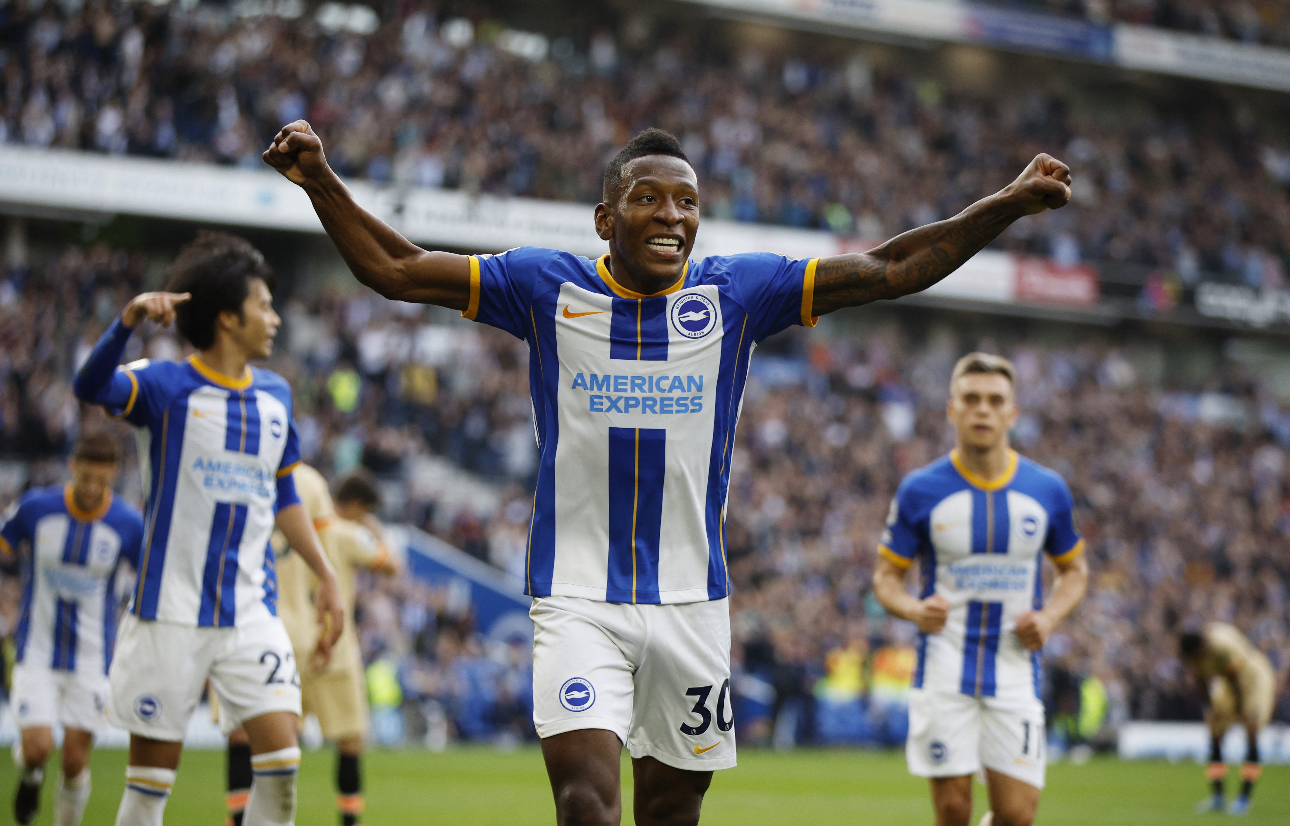 Maguire choi tot anh 6