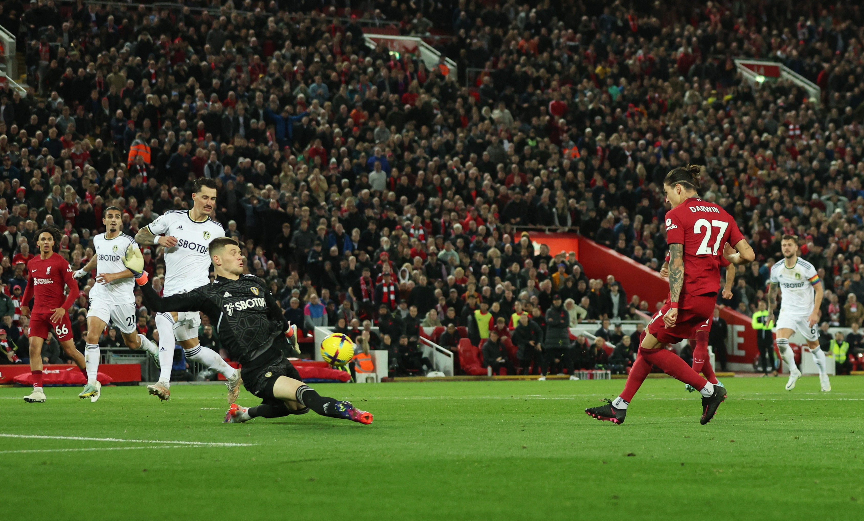 Maguire choi tot anh 2