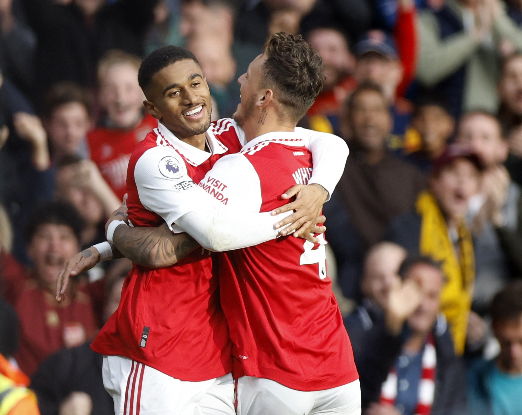 Maguire choi tot anh 10