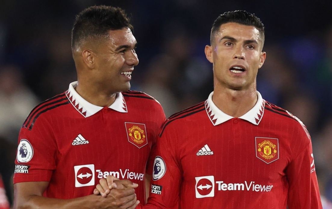 Casemiro vuot mat Ronaldo trong phong gym hinh anh