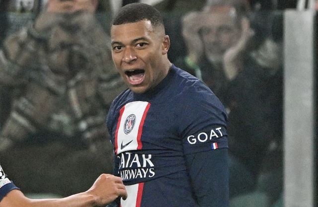 Mbappe pha ky luc cua Messi tai Champions League hinh anh