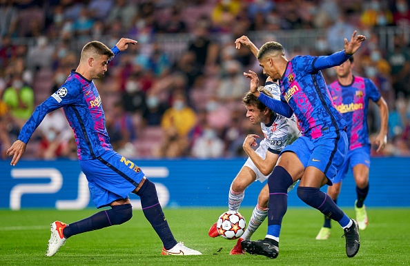 Pique giai nghe anh 1