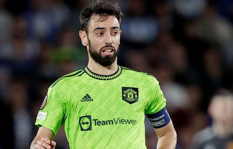 Bruno Fernandes bi chi trich sau phat ngon ve Garnacho hinh anh