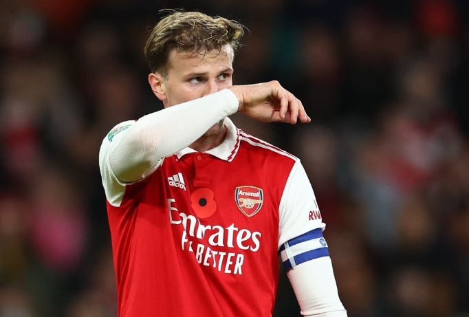 Arsenal thua nguoc Brighton tai Emirates hinh anh