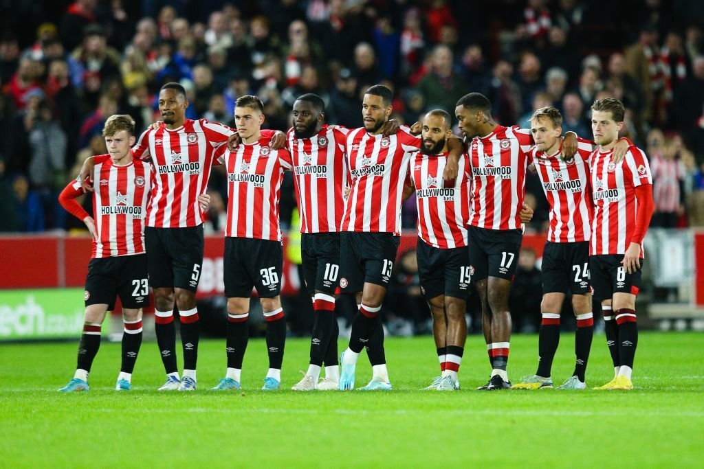 Gillingham tao dia chan anh 8