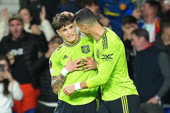 MU dap tra Ronaldo anh 1