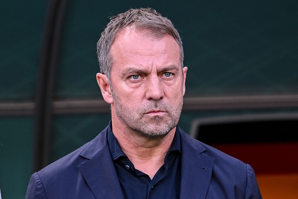 HLV Hansi Flick chi ten cau thu khien Duc thua Nhat Ban hinh anh