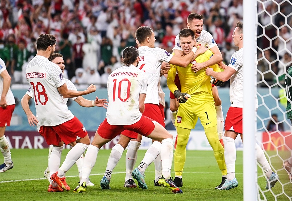 Szczesny cuu thua anh 5