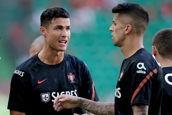 2 cau thu Man City tu choi loi moi an toi cua Ronaldo hinh anh