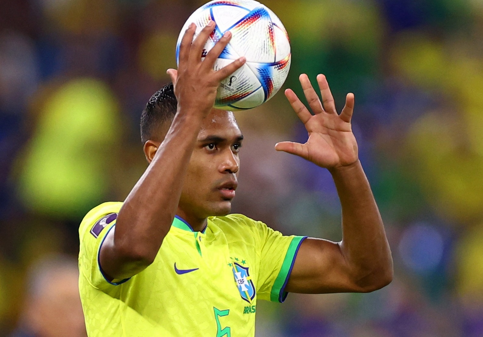 Tuyen thu Brazil thu 3 phai nghi thi dau hinh anh