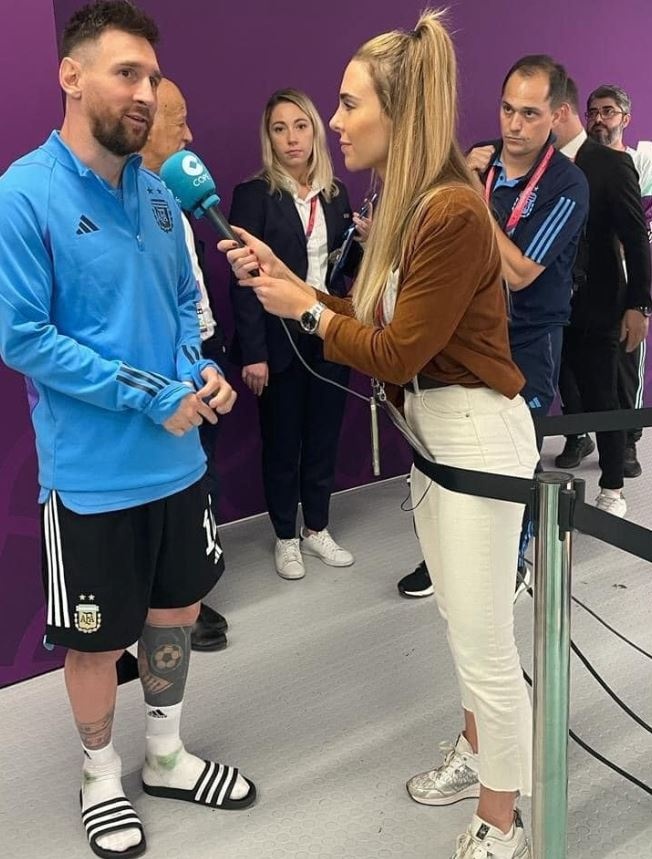 Messi ghi ten len dep anh 1