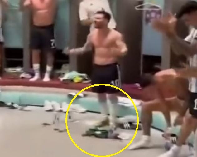 Messi da ao dau Mexico anh 1