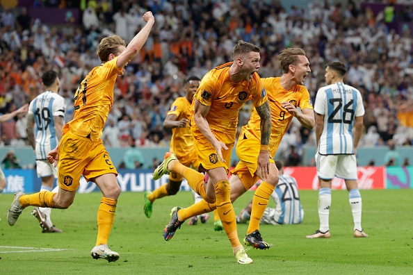 Ha Lan dau Argentina anh 3