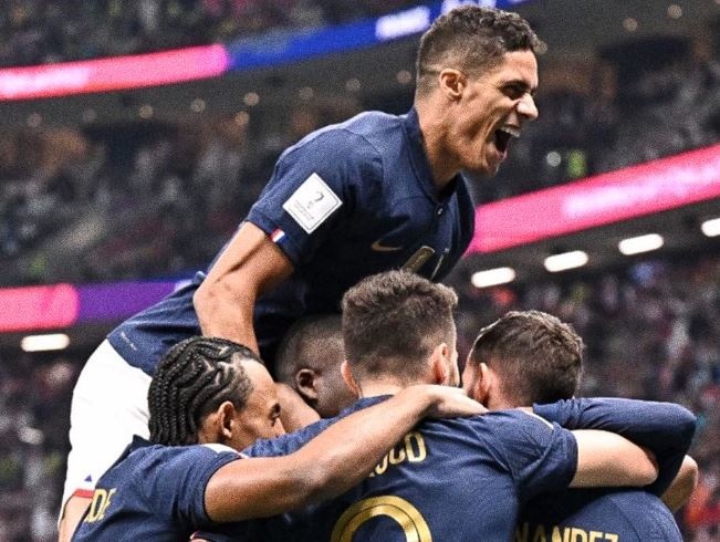 Ha Morocco 2-0, Phap gap Argentina o chung ket World Cup hinh anh