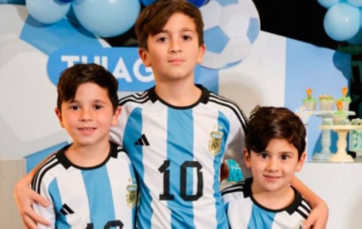 Thiago Messi co vu bo theo cach dac biet hinh anh