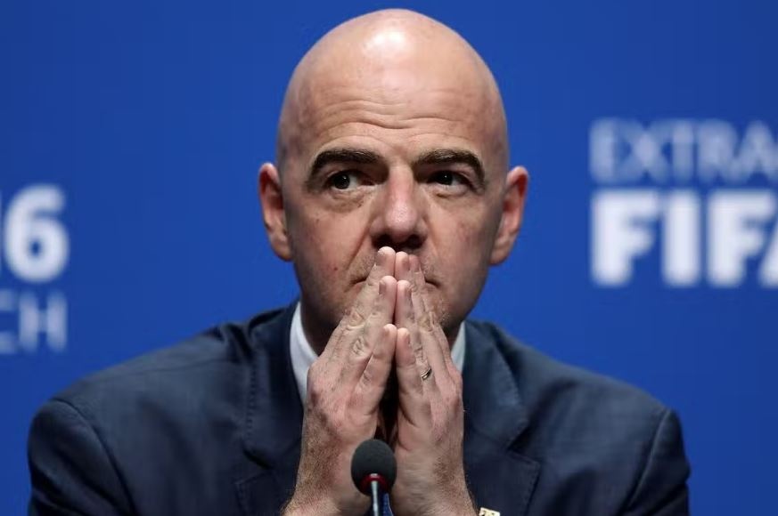 Tranh cai quanh de nghi moi cua FIFA hinh anh