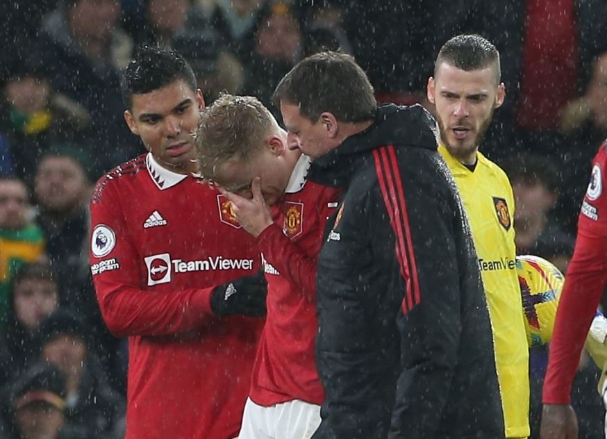 Van de Beek khoc anh 3