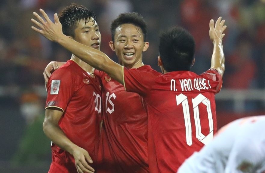 Hai goc nhin tu chien thang cua tuyen Viet Nam hinh anh