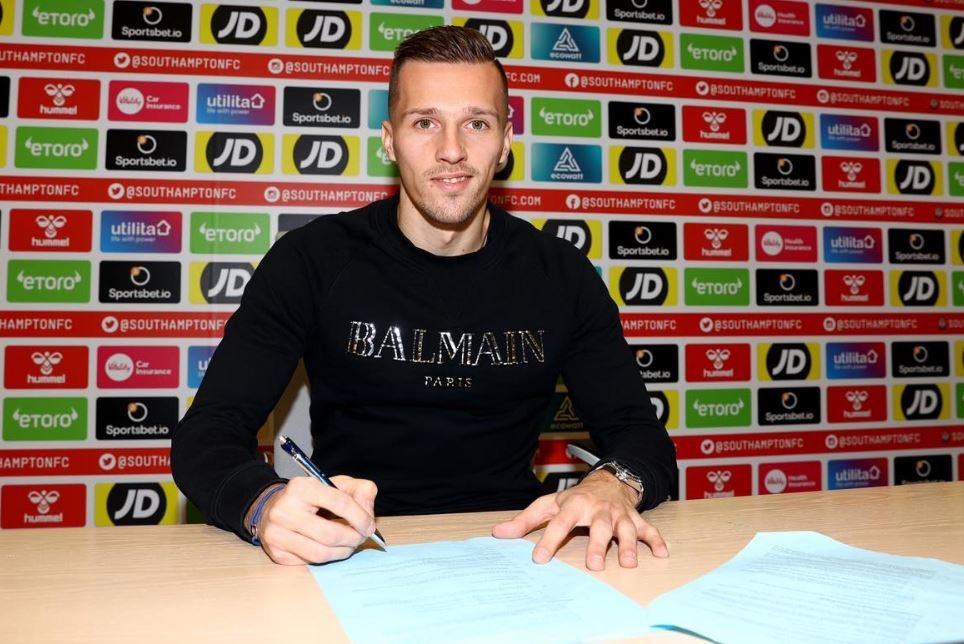 chuyen nhuong MU anh 4