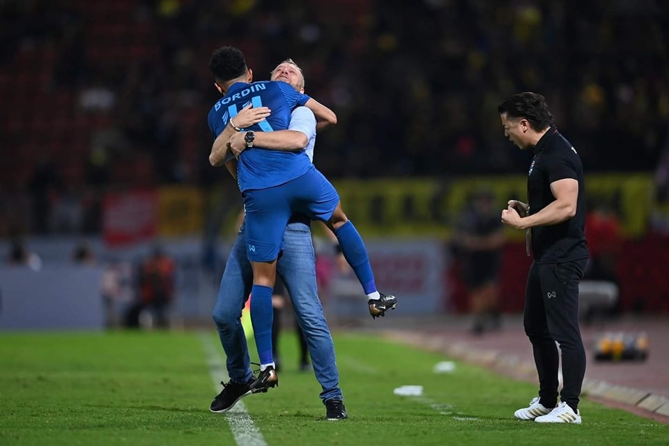 Thai Lan vao chung ket anh 5