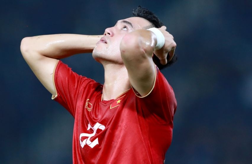 Tien Linh di vao lich su bong da Viet Nam hinh anh