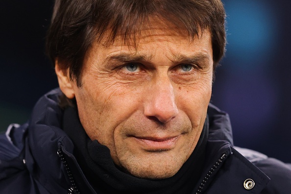 Tottenham se chia tay HLV Conte hinh anh