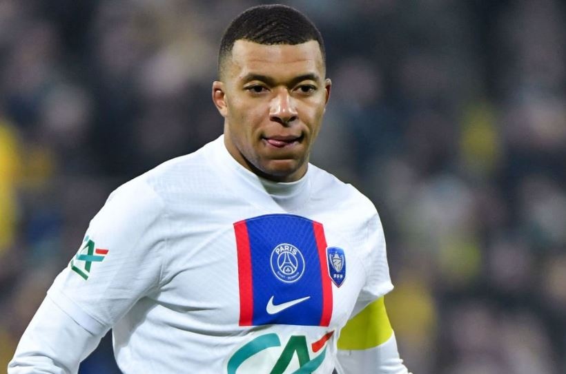 Mbappe di vao lich su PSG sau khi ghi 5 ban hinh anh
