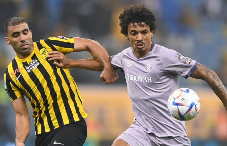 Dong doi cua Ronaldo to thai do voi huan luyen vien sau tran thua hinh anh