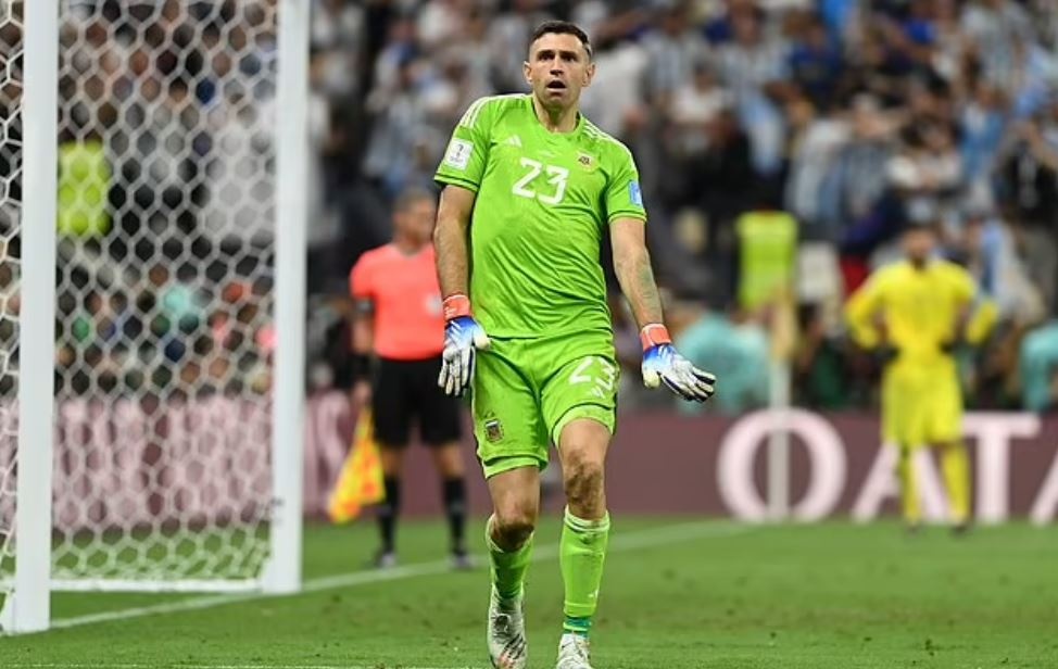 FIFA cam tieu xao anh 1