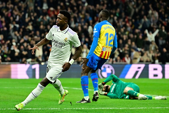 Real dau Valencia anh 2