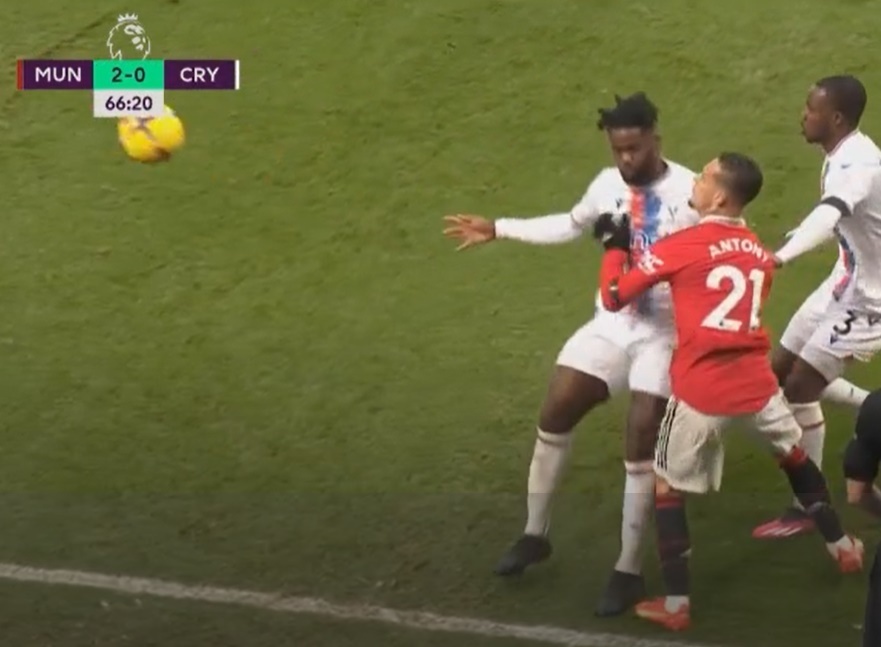 Casemiro nhan the do anh 1